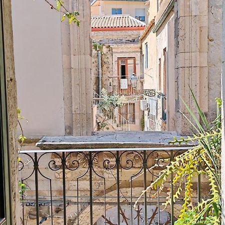 Arthaus-Ortigia- 120 Met Apartment Syracuse Bagian luar foto