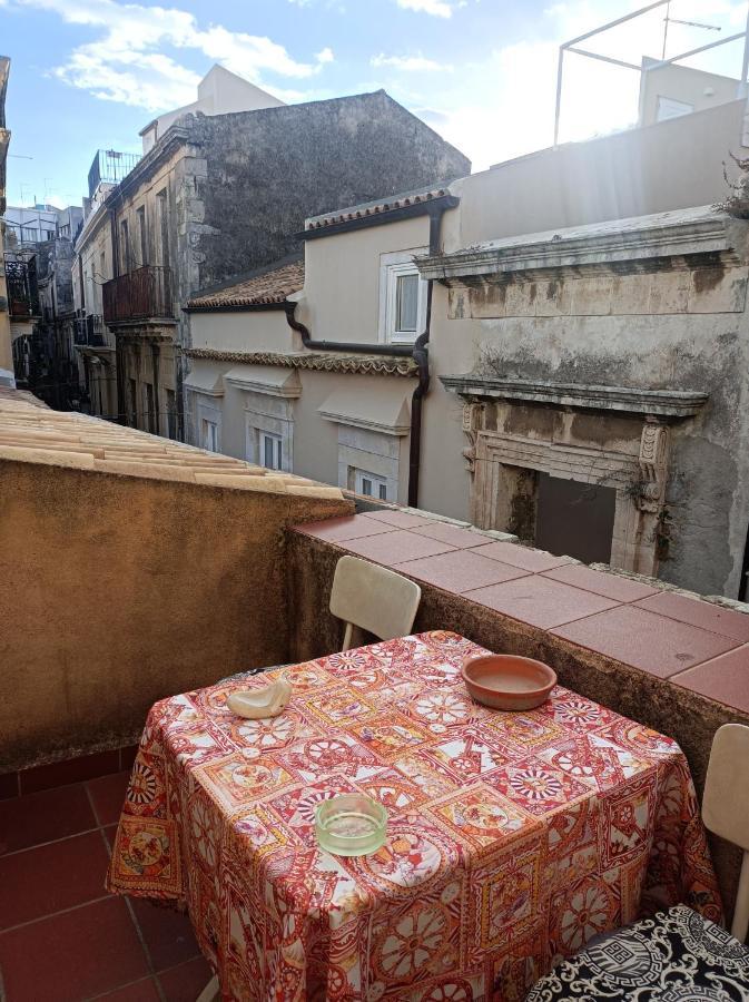 Arthaus-Ortigia- 120 Met Apartment Syracuse Bagian luar foto